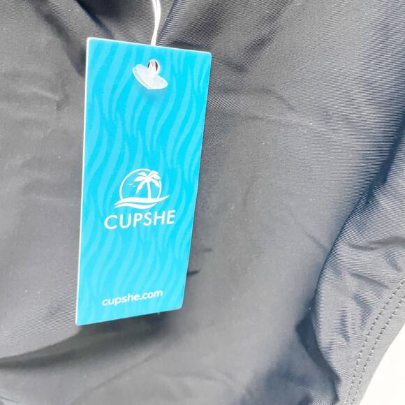 Cupshe Italian Romance Halter Cheeky One Piece Swimsuit Black White Size Large - Picture 5 of 7